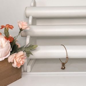 Alex and ani oyster and pearl bracelet